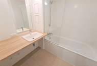Koloniestraße! Schöne Neubauwohnung mit 6m² Balkon/Loggia!!!