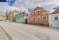Historisches Wohnhaus mit großzügiger Nutzfläche und privatem Garten im Herzen des Stadtzentrums