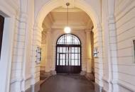 PARKRING NÄHE STADTPARK, 207 m2 Altbaubüro oder Kanzlei, 5 Zimmer, Küche, Klimaanlagen, 3. Liftstock, U3-Nähe