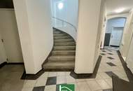 Altbau-Flair am Fuße der Hohen Warte neben dem Setagayapark! Gute Anbindung ins Stadtzentrum! Saniertes Altbau-Zinshaus!