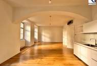 LUXUSWOHNUNG IN BAROCKMEIERHAUS