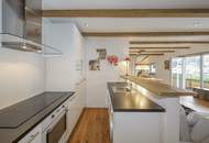 Dachgeschosswohnung im Zentrum mit Panorama-Ausblick