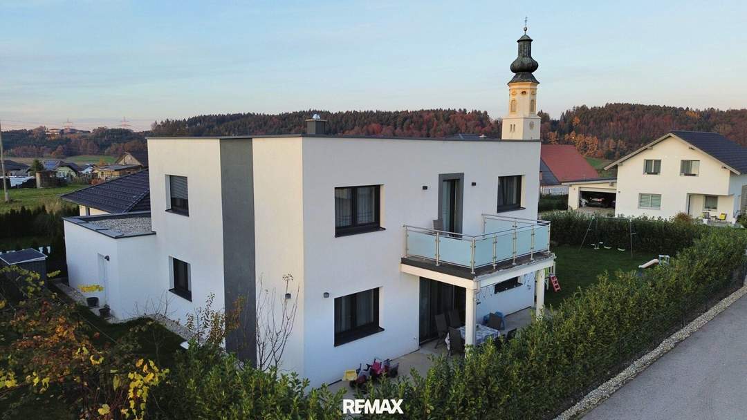Modernes Einfamilienhaus in Ziegelmassivbauweise – Stilvolles Wohnen in ruhiger Lage