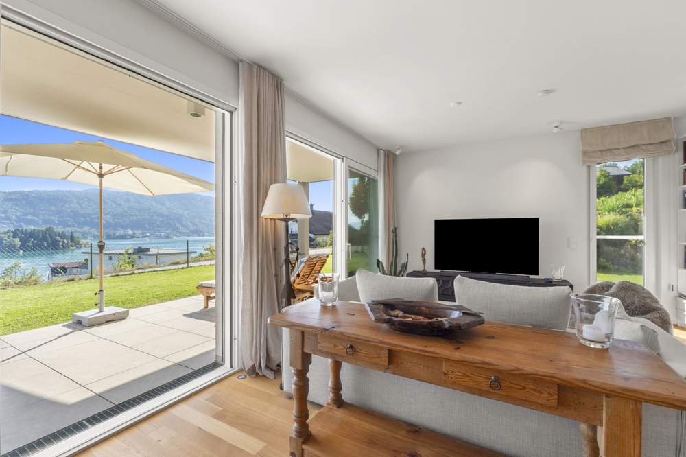 Neuwertige Gartenwohnung mit faszinierendem Seeblick