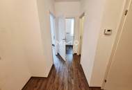 **NEUER PREIS ** Tolle 3-Zimmer Balkonwohnung in der Drouotstraße 4 - Top 12 - ideal für "WGs"