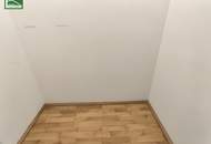 HOFRUHELAGE! 4-Zimmer-Wohnung inklusive Einbauküche in unschlagbarer Lage!