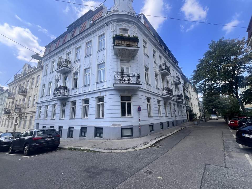 "Wohnung mit 55 m² Nutzfläche und 30 m² Garten & Terrasse in Währinger Bestlage"