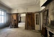 UNBEFRISTET - <> Repräsentatives 7-Zimmer Altbau-Büro mit Blick auf das Rathaus – ca. 300 m² in bester Innenstadtlage