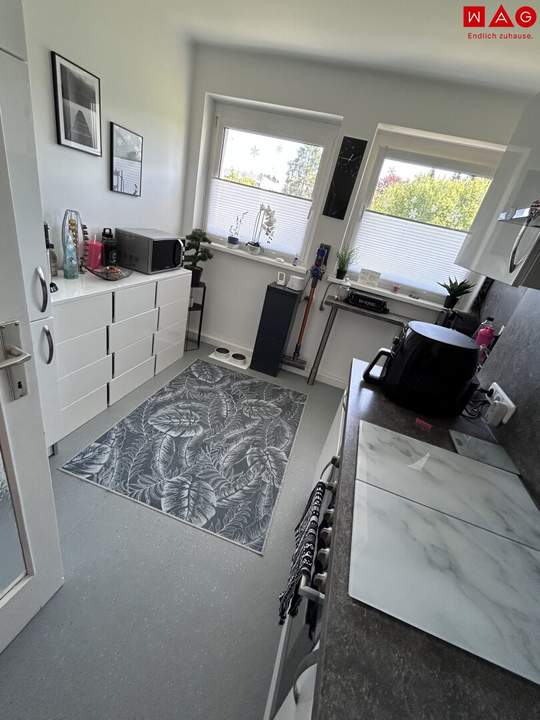 Attraktive 57m² Wohnung mit Balkon & Küche in sonniger Siedlungslage!