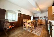 *** Charmantes Landhaus, 154m², Teilsaniert mit großem Gartenanteil und viel Potenzial ***