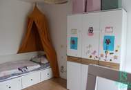 Optimale Jungfamilien-Wohnung mit Loggia, Gartennutzung und Garagenplatz!