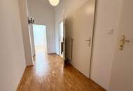Exklusives Dachgeschoß-Juwel in Turmvilla mit großem Gartenanteil