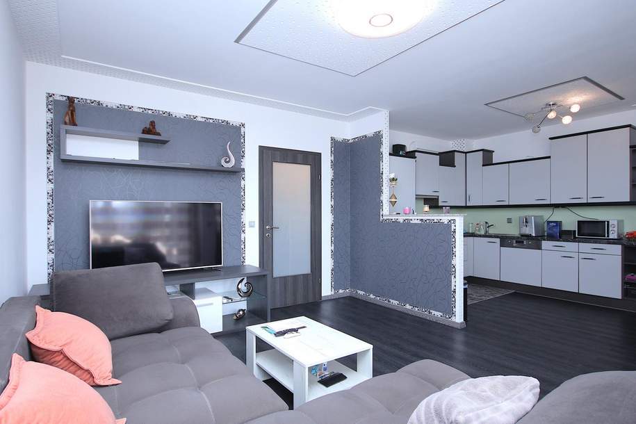 Helle 3-Zimmer-Eigentumswohnung mit Balkon und Carport – Feldkirchen bei Graz, Wohnung-kauf, 250.000,€, 8073 Graz-Umgebung