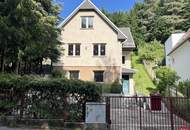 Einfamilienhaus auf großem Grund mit Sanierungsbedarf
