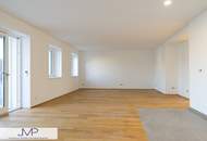 Helle und ruhige 3-Zimmer DG Wohnung mit super Ausstattung - ohne lästige Schrägen!