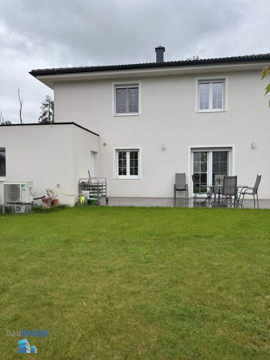 TOP Immobilie in Deutsch Wagram ! Exklusives Einfamilienhaus in schöner Siedlungslage !