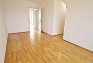 DACHGESCHOSS, INNSTRASSE, 101 m2 Maisonette mit Freiflächen, Wohnküche, 3 Zimmer, Wannenbad, Parketten, Fernblick