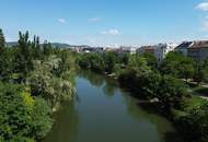 Stilvoll kernsanierte Altbauwohnung beim Servitenviertel mit Design-en-Suite-Badezimmer und Hof-Balkon-Option!