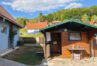 Sonniges Einfamilienhaus mit gepflegtem Garten, Terrasse, Balkon und Doppelgarage