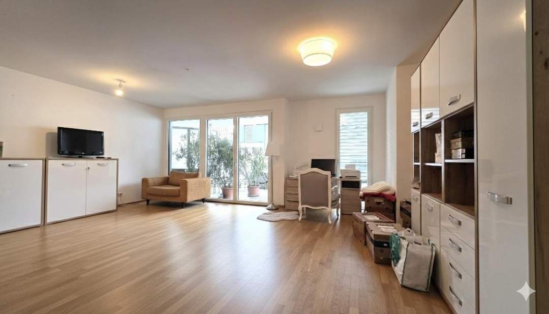 GRENZE 18./19. - Moderne Neubauwohnung mit großem Balkon in Ruhelage + AB MÄRZ!!