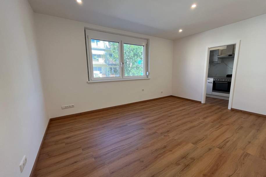 Neu sanierte 2-Zimmer-Wohnung mit Parkplatz in Geidorf!, Wohnung-miete, 690,00,€, 8010 Graz(Stadt)