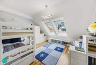 Wo Aussicht zuhause ist! Exklusive Dachgeschosswohnung auf 3 Ebenen mit 2 Terrassen und Garagenplatz im Botschaftsviertel.