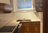 Frisch renovierte 2 Zimmerwohnung mit Balkon