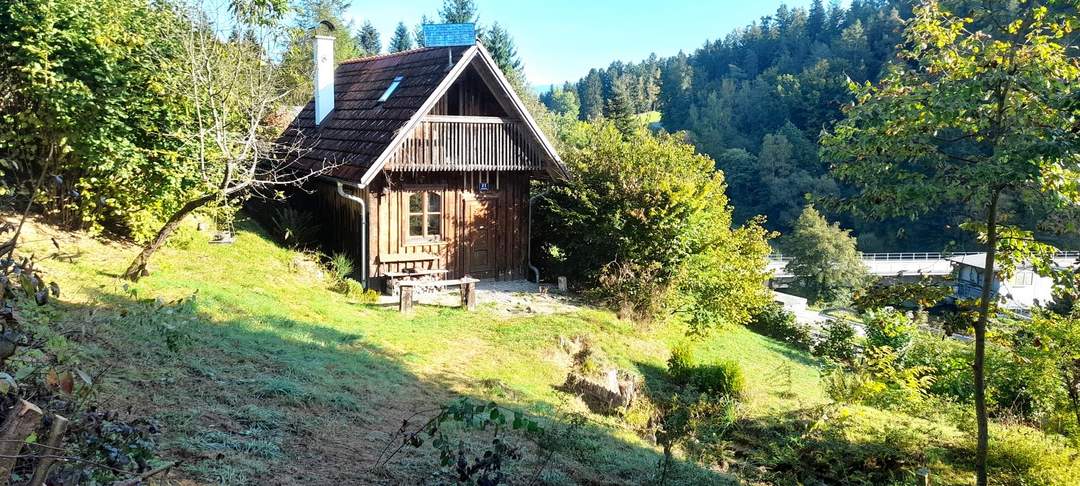 Attraktives Baugrundstück mit Gartenhaus – Flexibel und ohne Bauzwang
