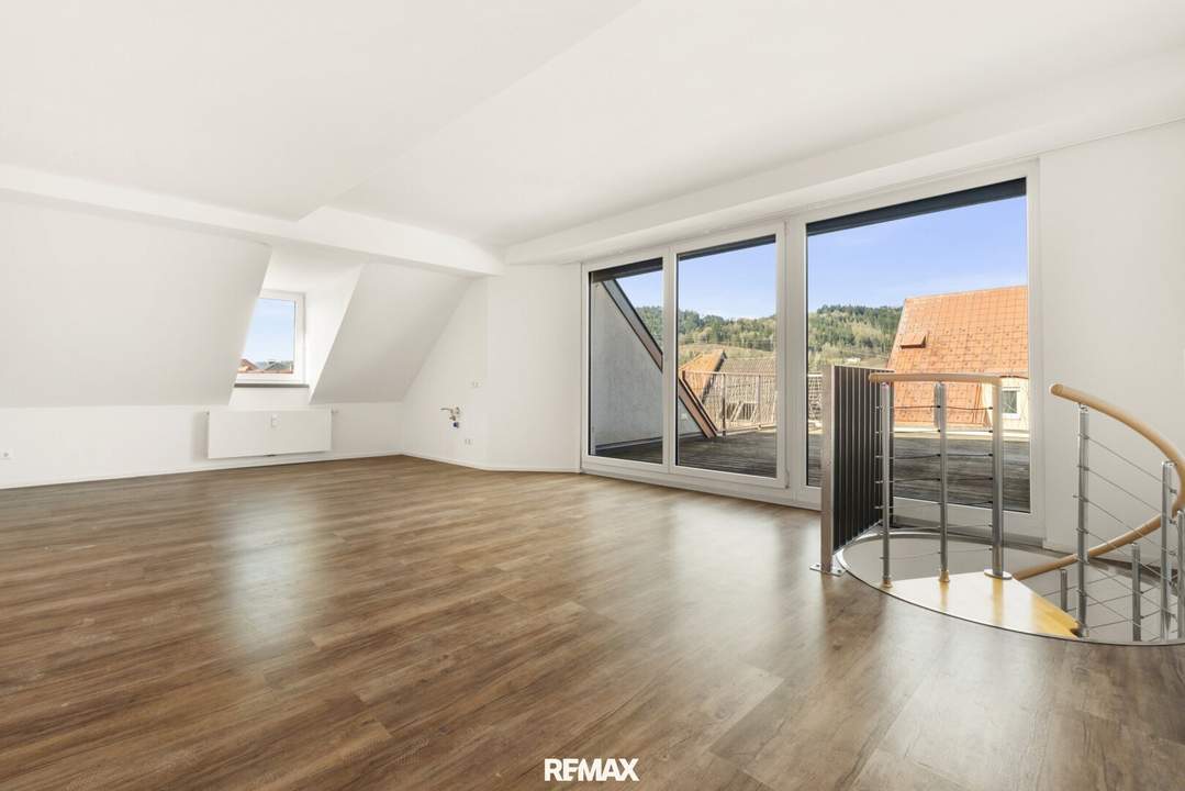 Stilvolle Maisonette-Mietwohnung mit einzigartigem Flair und sonniger Dachterrasse im Zentrum von St. Andrä