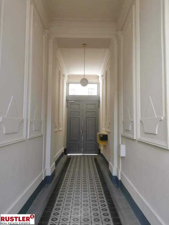 Gestalten nach Wunsch | Entkernte Wohnung in saniertem Altbauhaus | Best-Lage Meidlings