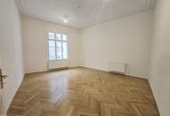 Stilvolle 146 m² Altbauwohnung mit 4 Zimmer + Wohnküche - Fischgrätparkett & Balkon in Bestlage