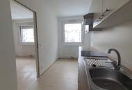 Hof- und westseitige 2-Zimmer-Wohnung im 4. Liftstock zw. Augarten und U6 Jägerstraße