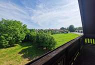 LIEBEVOLLER BUNGALOW MIT PARKÄHNLICHEM GARTEN IN TRAUMHAFTER RUHELAGE MIT HERRLICHEM GRÜNBLICK