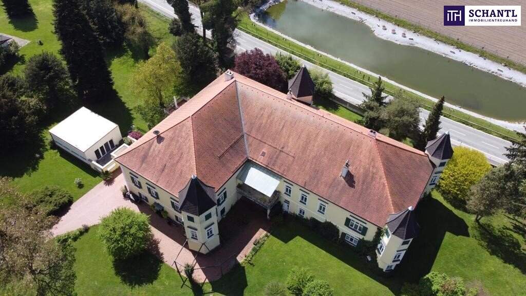 Ein Märchenschloss Nähe Wildon-komplett saniert mit prachtvoller ca. 40.000m² Parkanlage - Biomasseheizung!