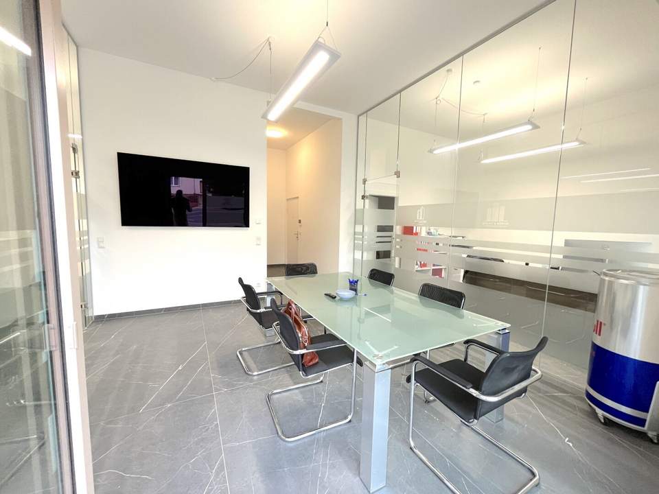 Altmannsdorfer Straße | Büro mit zwei Arbeitszimmern, Besprechungsbereich und großem Kellermagazin zu verkaufen!