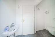 Geräumiges Altbau Geschäftslokal in Toplage