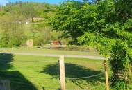 Pachtfläche in Ruhelage mit Gartenhäuschen und Teich