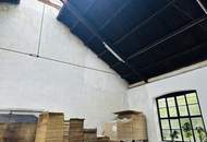 Wunderschöne Lagerhallen mit Büro, Parkplätzen, gute Erreichbarkeit, gute Zufahrt