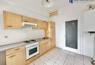 Helle und großzügige 2-Zimmer-Wohnung (ca. 55 m²) mit Loggia (ca. 3 m²) in zentraler Lage