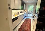 Großzügiges Einfamilienhaus mit Pool, Wintergarten und Doppelgarage mitten im Grünen!
