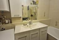 Wunderschöne südseitige 2 Zimmer Wohnung mit Tiefgarage!