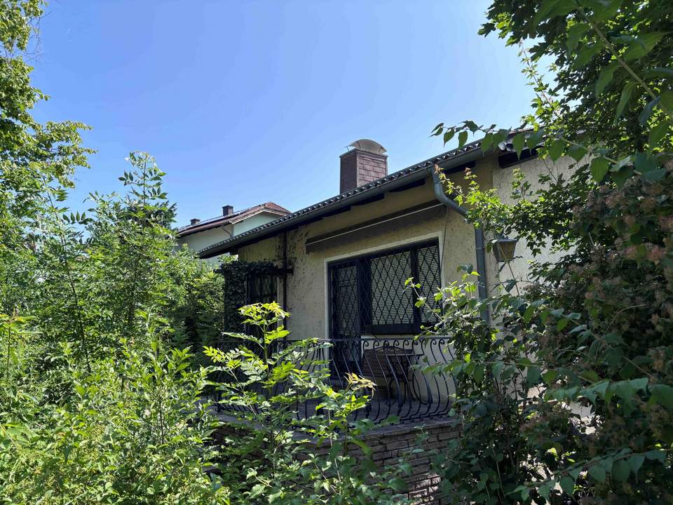 Charmantes Wohnjuwel mit 2 Wohneinheiten in Ruhelage