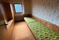 Erhaltenswertes Gebäude im Grünland