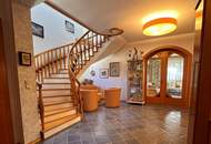 Großzügiges Einfamilienhaus mit Pool und Sauna im Grünen