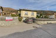 Gepflegtes Einfamilienhaus mit vielseitiger Raumaufteilung und liebevoller Gartenanlage