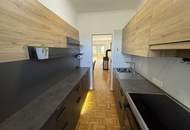 Charmante 3-Zi DG-Wohnung mit moderner Küche - RUHIGE Aussichtslage - Loggia &amp; Carport