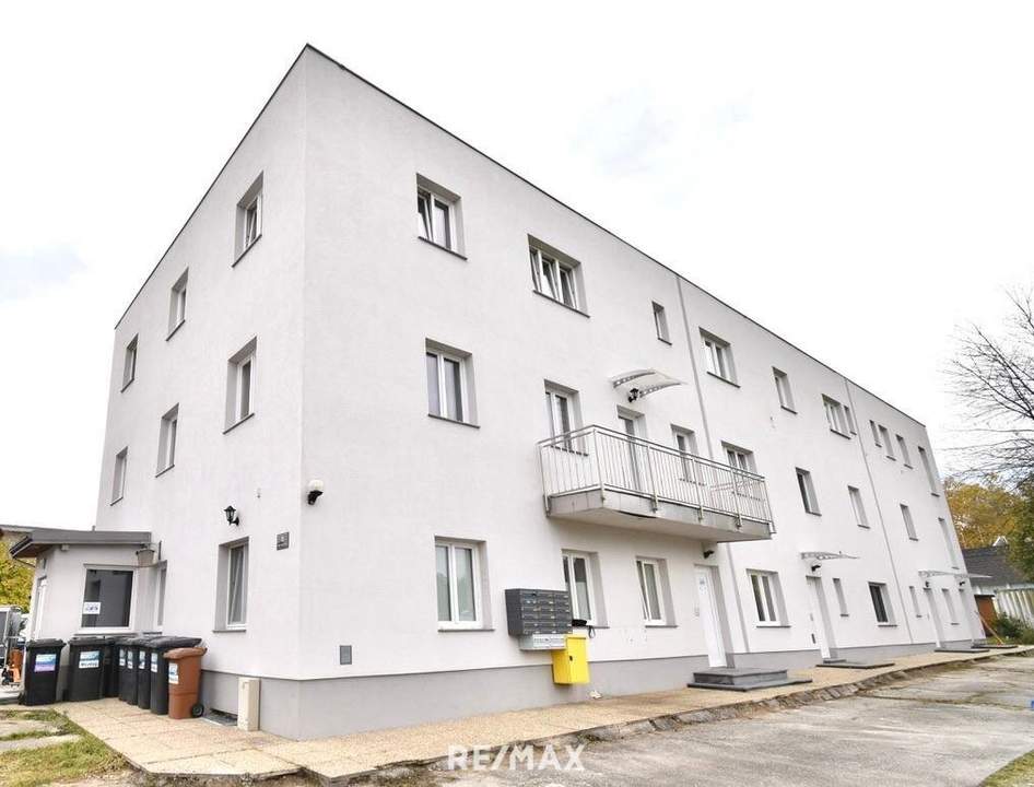 Gepflegtes Mini-Apartment mit Badezimmer in zentraler Lage - Zimmer 21! Nähe BMW, SKF!!!