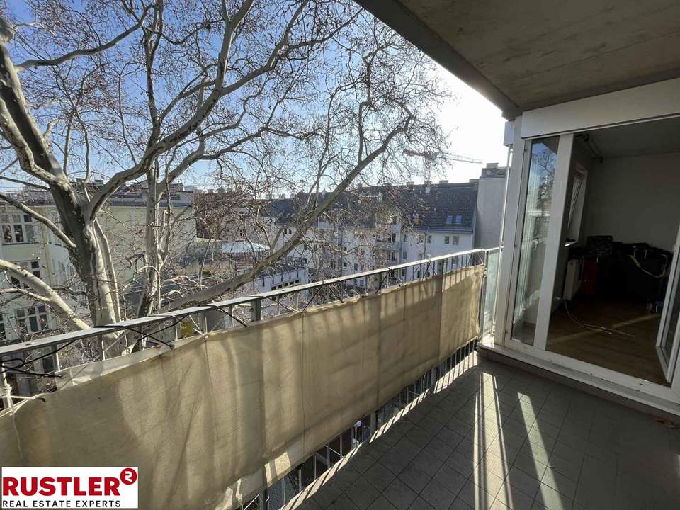 Hoseitige Neubauwohnung mit Loggia - hell und ruhig