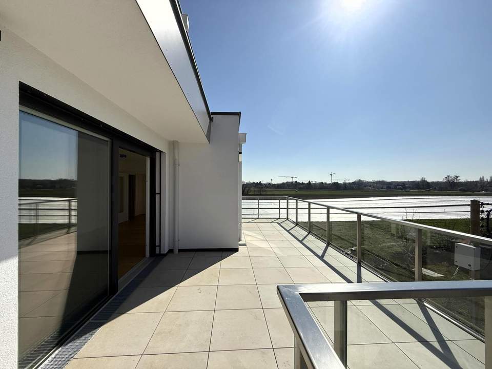 Drei Zimmer-Terrassenwohnung für einen guten Start ins Leben // Three-rooms terrace apartment for a good start in Life //