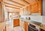 das ultimative Wohnvergnügen in Kitzbühel – modern sanierte Dachgeschosswohnung mit Balkon und Garage!